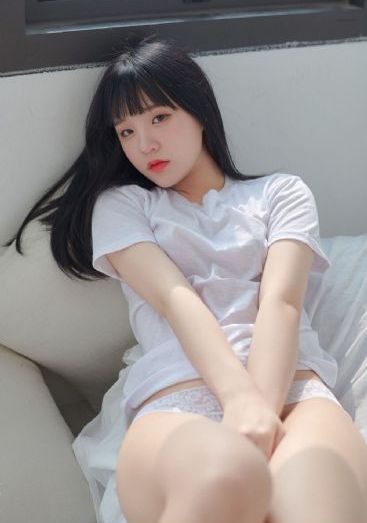 年轻护士电影_超清免费观看
