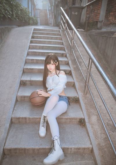 别揉我胸啊嗯上课呢动漫_剧情片电影在线观看