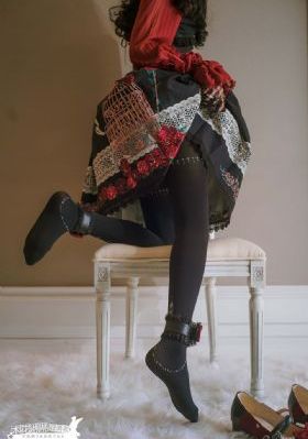 艳尸崔莹电影无删减版免费观看_十万网红美女美酱
