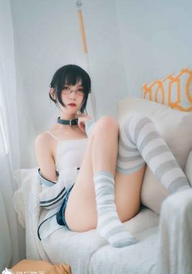 弱小英雄免费观看完整版_全集高清百度云未删减2020