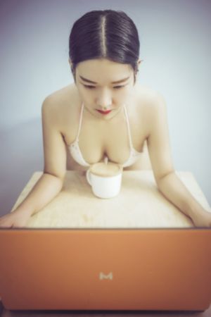 电影《左耳》_BD韩语电影全集观看